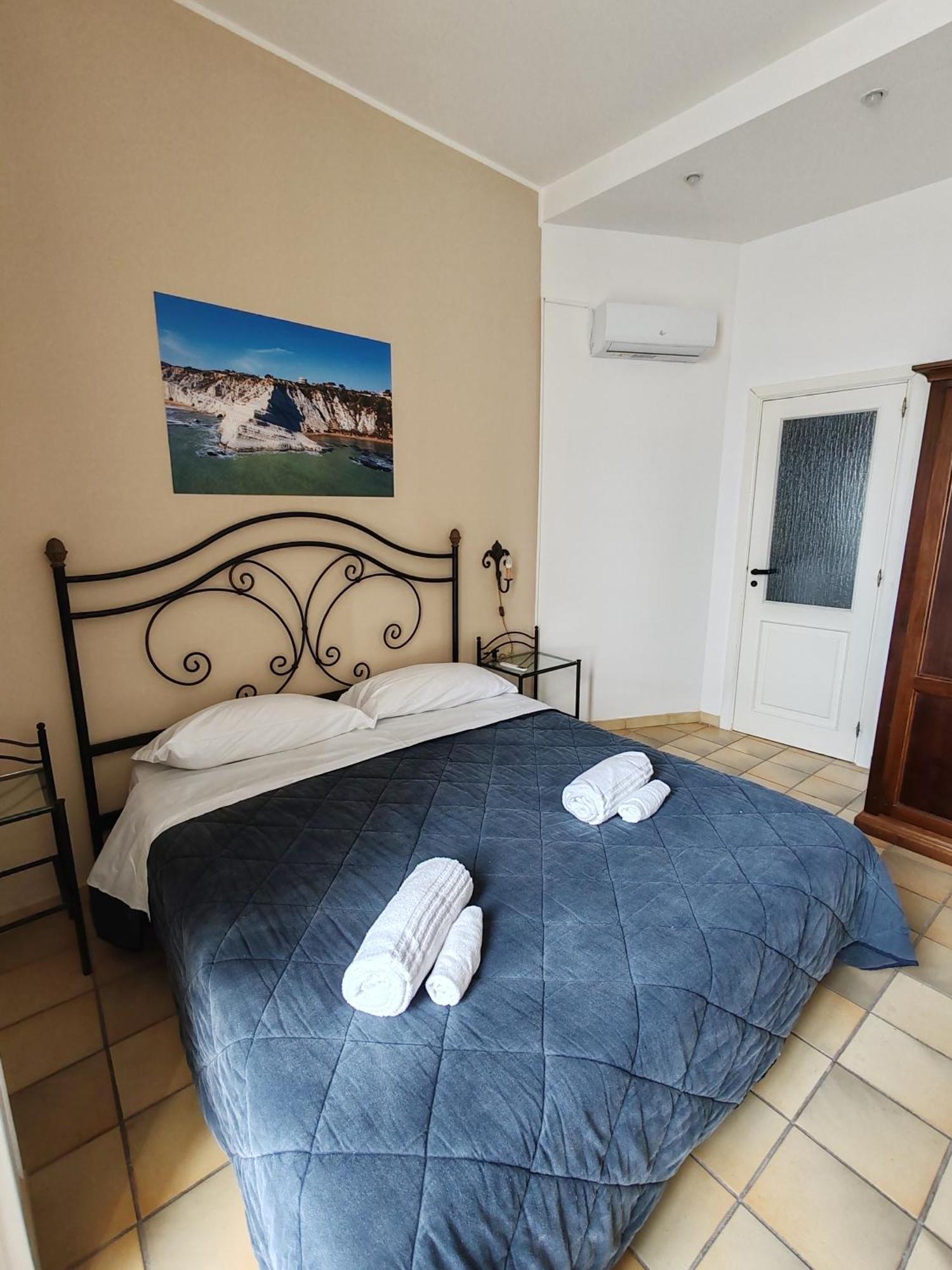 Life Hotels Residence Dei Baroni Syracuse Exterior photo